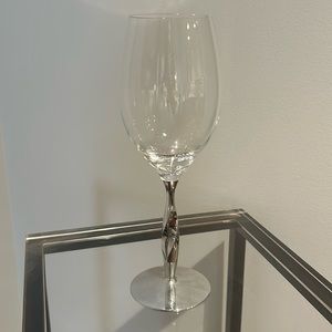 Set of Nambe wine glasses (8)